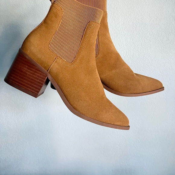New Chelsea & Violet Suede Ankle Boots - Picture 5 of 5